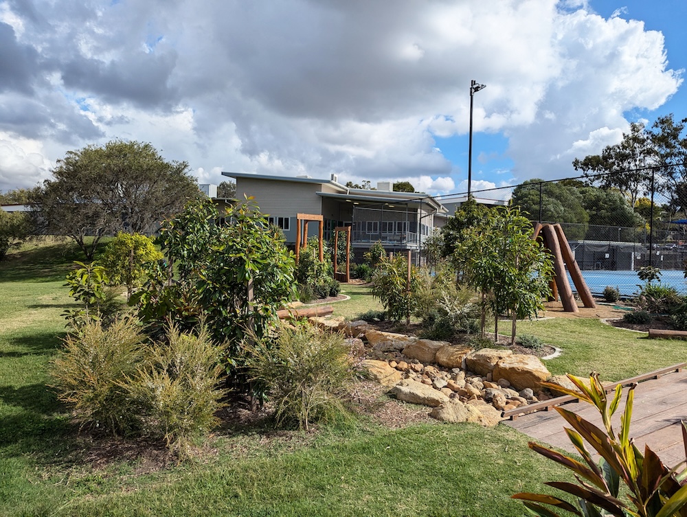 Playspace_nature_play_design_education_Orterra